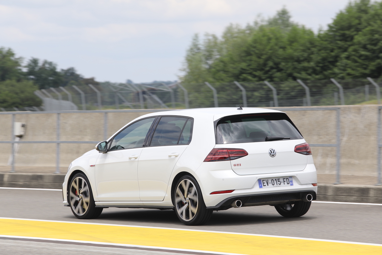 bruit train avant golf 7 sport