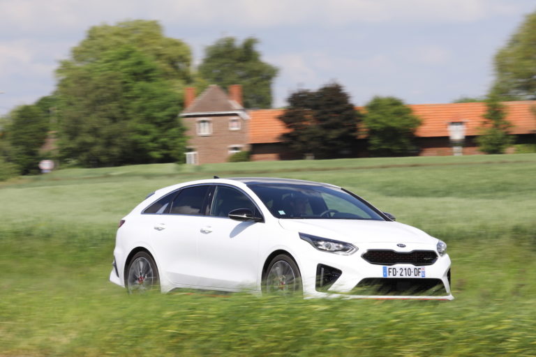 Kia proceed 2020