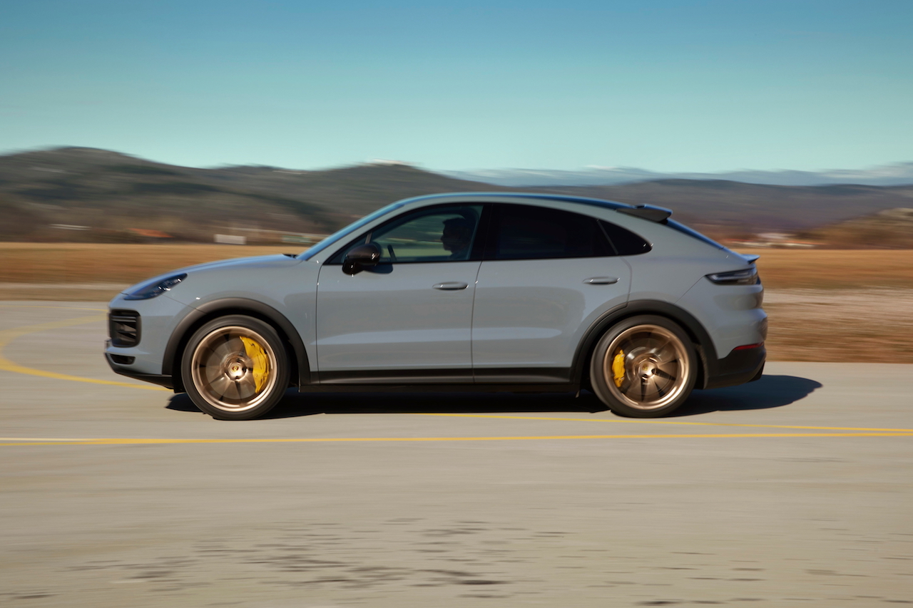 PORSCHE CAYENNE TURBO GT 2021 640 CH POUR LE PLUS MUSCLÉ