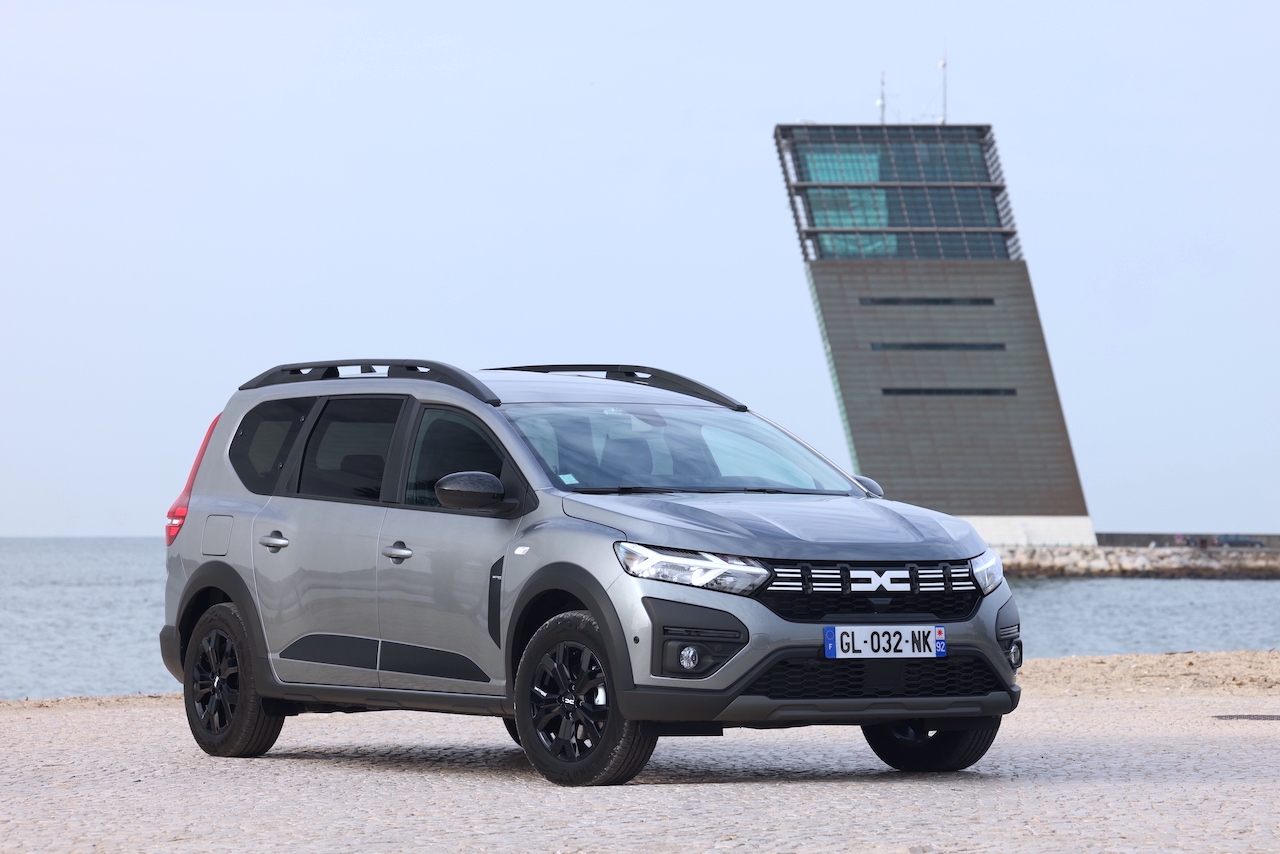 Essai - Dacia Jogger hybrid Extreme (2023) : le luxe accessible