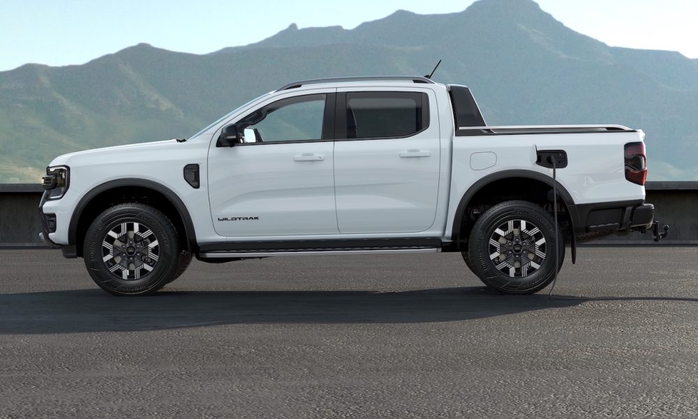 FORD RANGER PHEV 2025 LE PICK-UP N°1 EN EUROPE PASSE AU PLUG-IN HYBRID