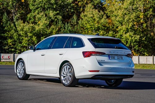 Octavia IV 2