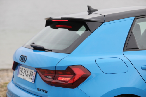 audi a1 30 tfsi bleu turbo 2019 photo laurent sanson-07