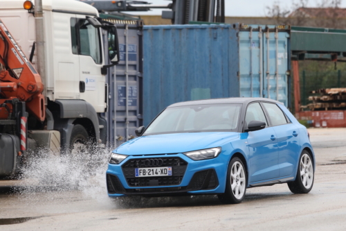 audi a1 30 tfsi bleu turbo 2019 photo laurent sanson-21