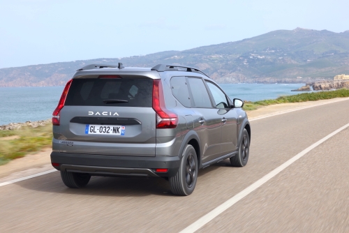 dacia-jogger-hybrid-140-2023-photo-laurent-sanson-24