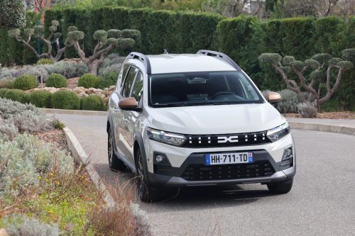 dacia-jogger-hybrid-155-2026-photo-laurent-sanson-04