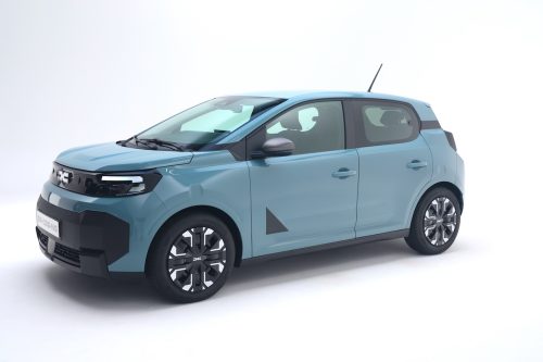 dacia-spring-2027-reveal-photo-laurent-sanson-02