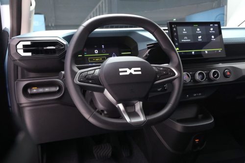 dacia-spring-2027-reveal-photo-laurent-sanson-15