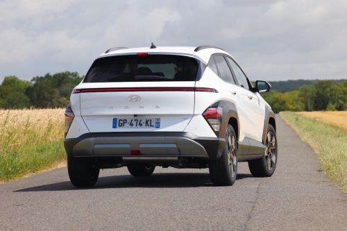 hyundai-kona-2-hybrid-2023-photo-laurent-sanson-03