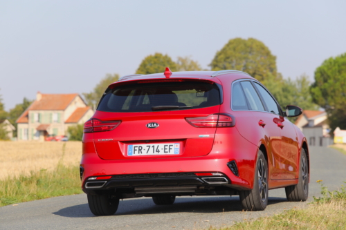 kia ceed sw plug-un hybrid active 2020 photo laurent sanson-03