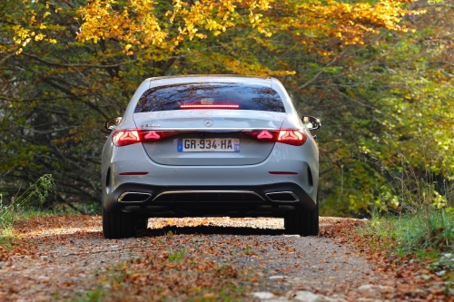 mercedes-classe-e-300e-amg-line-2024-photo-laurent-sanson-07