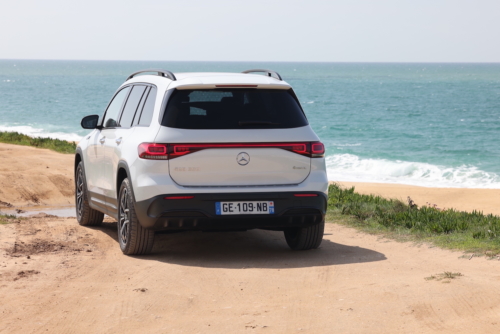 mercedes-eqb-350-4matic-amg-line-2022-photo-laurent-sanson-07