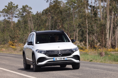 mercedes-eqb-350-4matic-amg-line-2022-photo-laurent-sanson-22