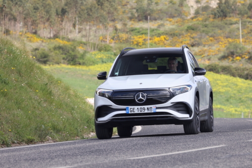 mercedes-eqb-350-4matic-amg-line-2022-photo-laurent-sanson-25