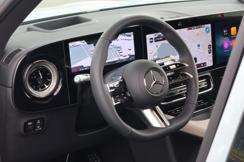 mercedes-glb-250-eq-amg-line-2026-photo-laurent-sanson-11