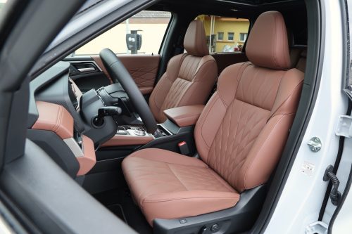 mitsubishi-outlander-4-phev-2025-photo-laurent-sanson-20