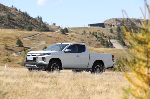 mitsubishi L200 club cab awd 2020 photo laurent sanson-08