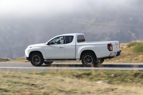 mitsubishi L200 club cab awd 2020 photo laurent sanson-34