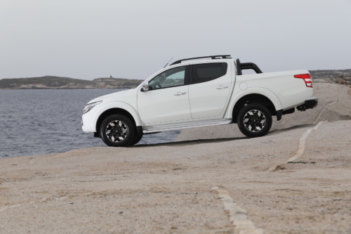 mitsubishi l200 double cab instyle 2018 photo laurent sanson-03