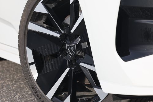peugeot-308-3-hybrid-145-gt-exclusive-2026-photo-laurent-sanson-11