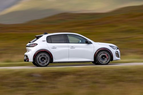 peugeot-e-208-gti-2027-photo-tibo-17