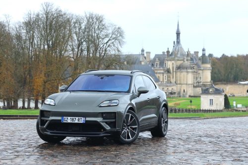 porsche-macan-turbo-electric-2025-photo-laurent-sanson-02