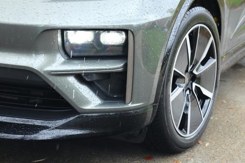 porsche-macan-turbo-electric-2025-photo-laurent-sanson-06