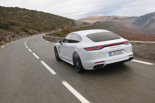 porsche panamera turbo s e-hybrid 2021 photo laurent sanson-28