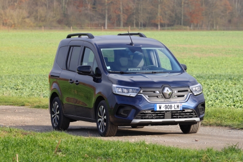 renault-kangoo-e-tech-electric-2023-02