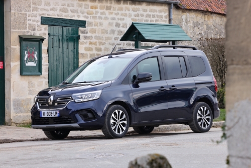 renault-kangoo-e-tech-electric-2023-06