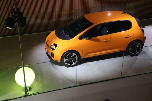 renault-twingo-e-tech-electric-2026-revelation-paris-06-11-2025-photo-laurent-sanson-18