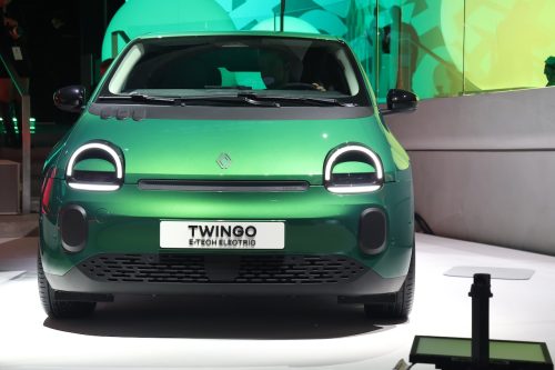 renault-twingo-e-tech-electric-2026-revelation-paris-06-11-2025-photo-laurent-sanson-46