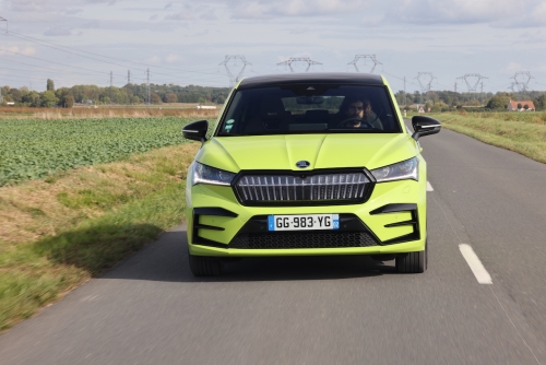 skoda-enyaq-coupe-rs-iv-2023-photo-laurent-sanson-28