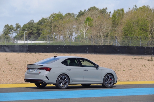 skoda-octavia-4-rs-berline-2022-photo-laurent-sanson-05