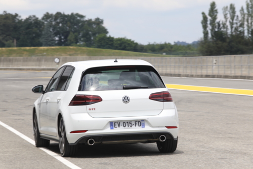 volkswagen golf 7 gti performance photo laurent sanson-29